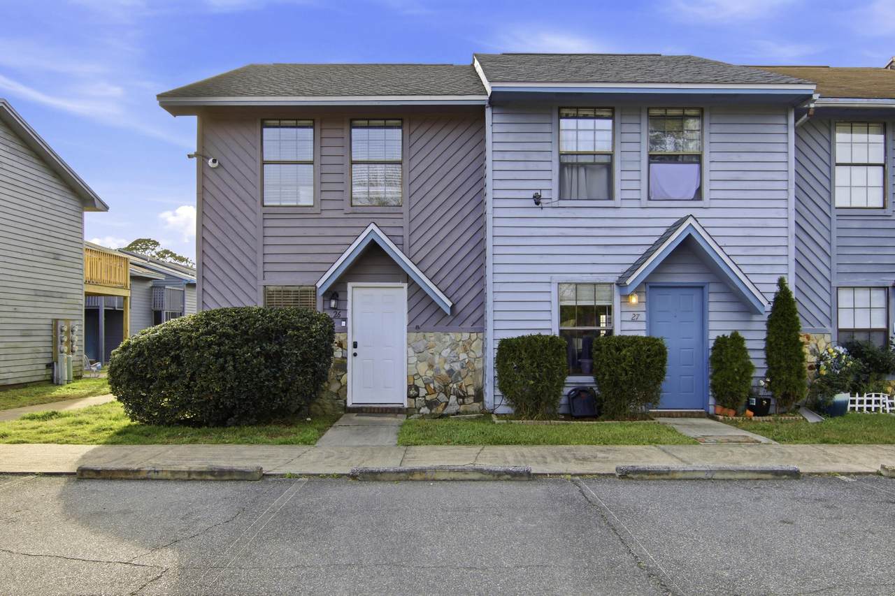 1325 Greendale Avenue - Photo 1