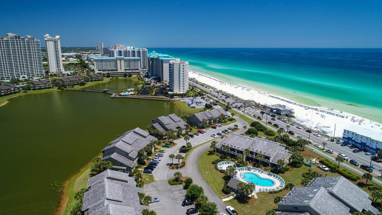 111 Driftwood Bay - Photo 1