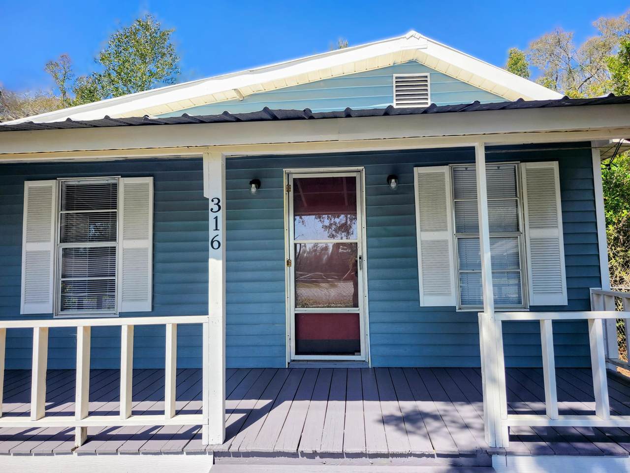 316 19Th Street - Photo 1