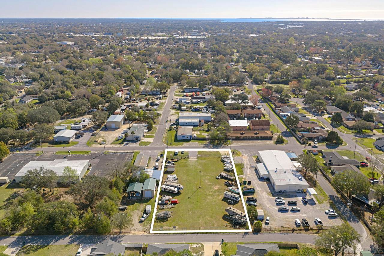 13AC Edge Street - Photo 1