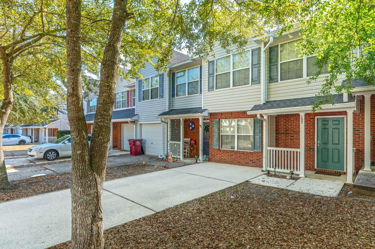 157 Swaying Pine Court - Photo 1