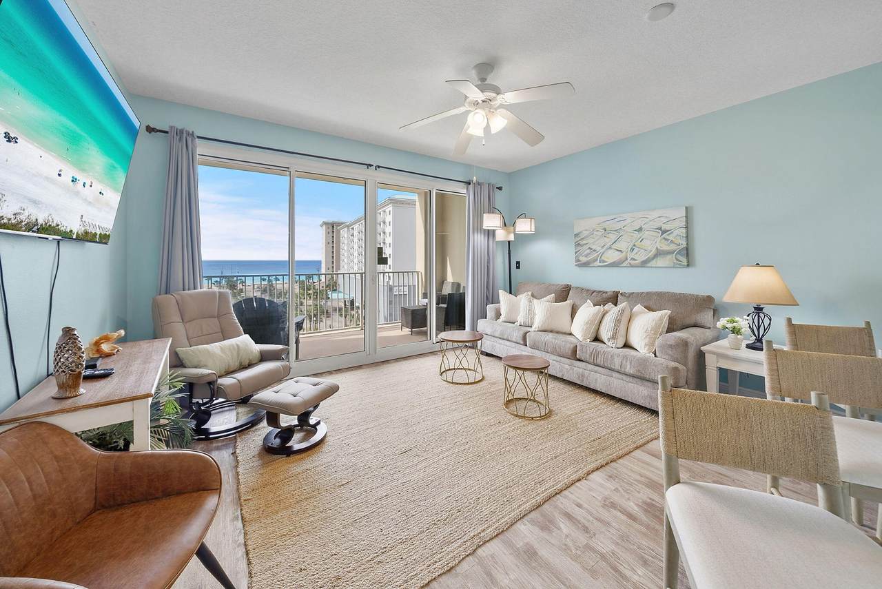 112 Seascape Boulevard - Photo 1