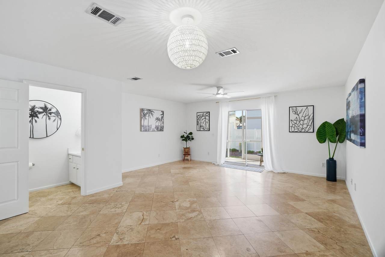 https://bt-photos.global.ssl.fastly.net/emerald/1280_boomver_2_999542-2.jpg