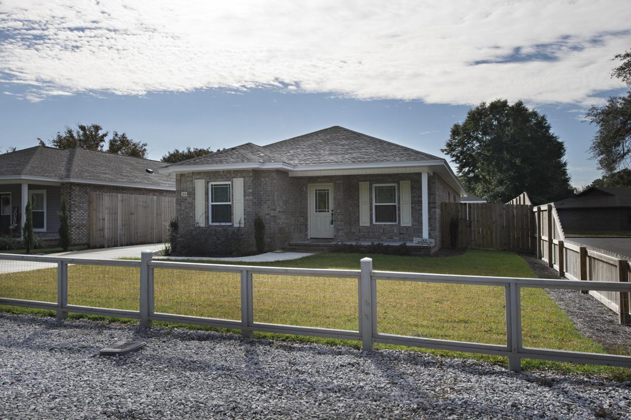 4604 Range Road - Photo 1