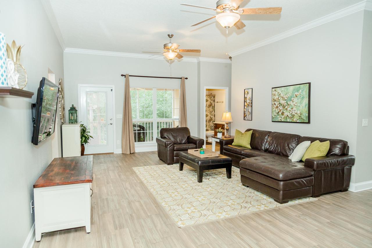 569 Radiant Circle - Photo 1