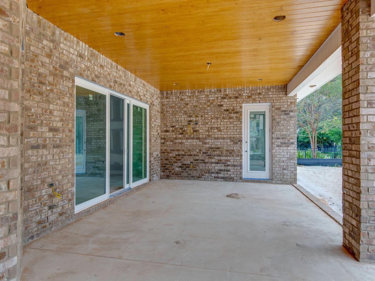 2795 Masters Boulevard - Photo 1