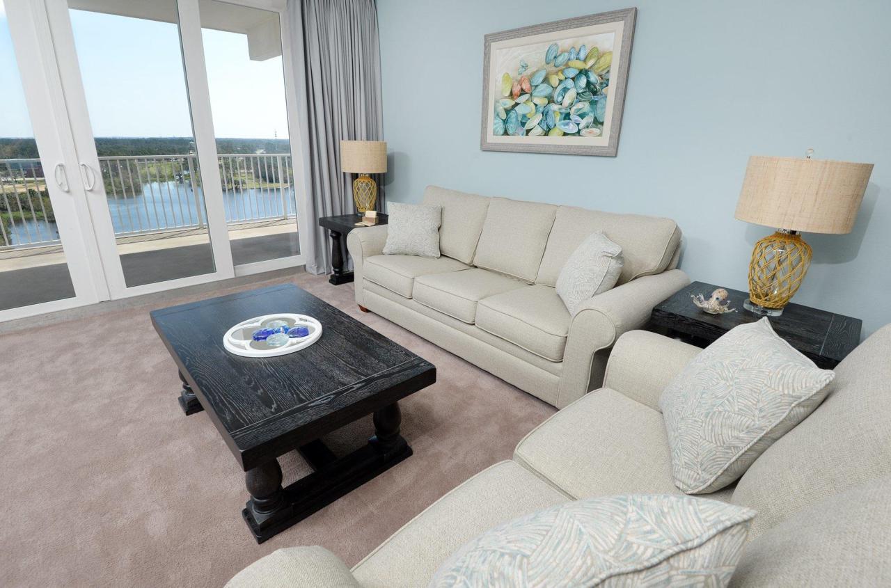 9902 Thomas Drive - Photo 1