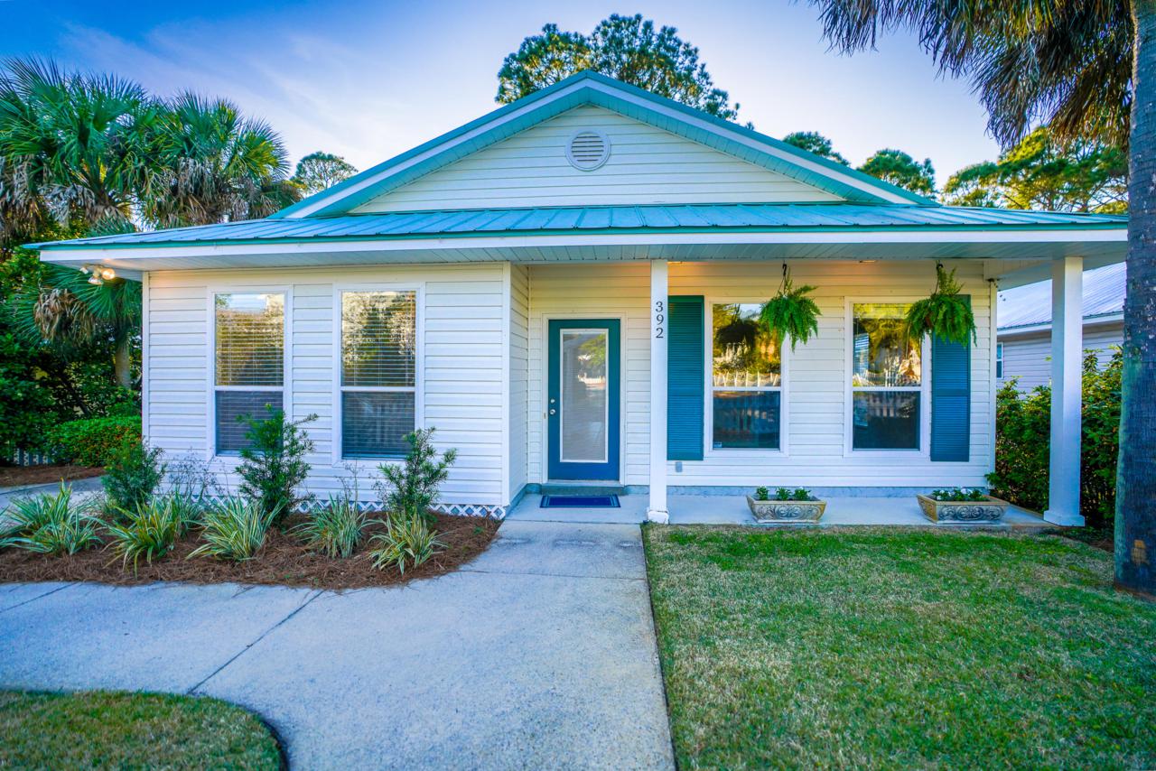 392 Tradewinds Drive - Photo 1