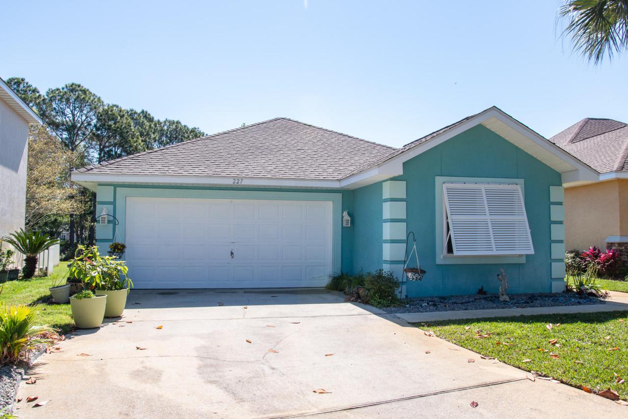 227 Talquin Cove - Photo 1