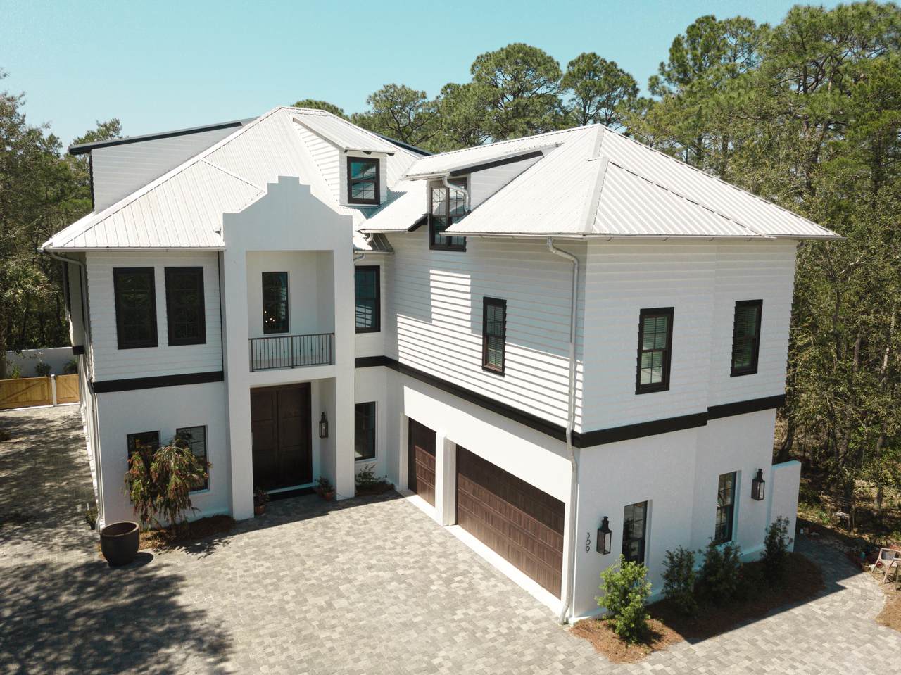 309 Seacrest Drive - Photo 1