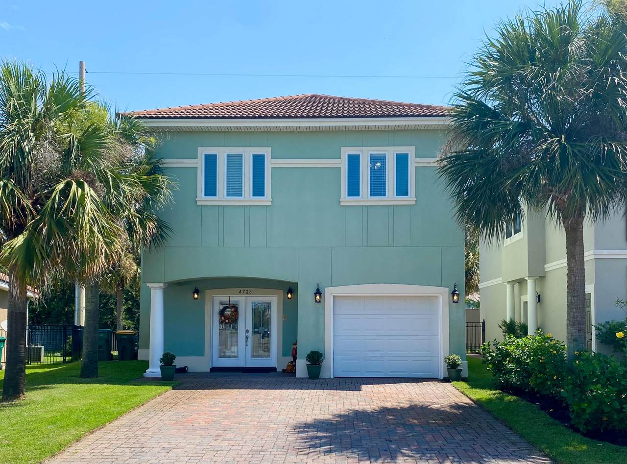 4728 Amhurst Circle - Photo 1