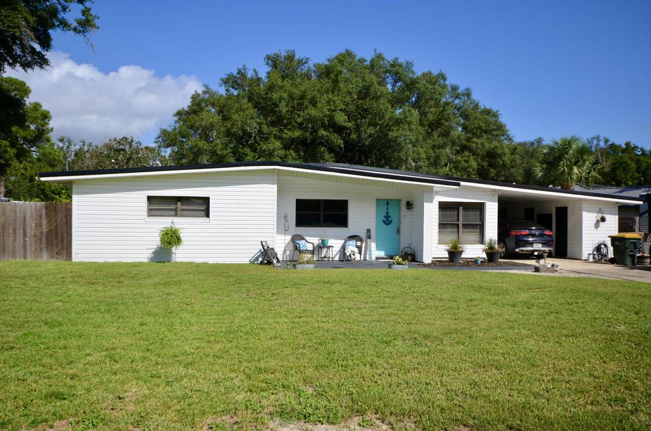364 Gardner Drive - Photo 1