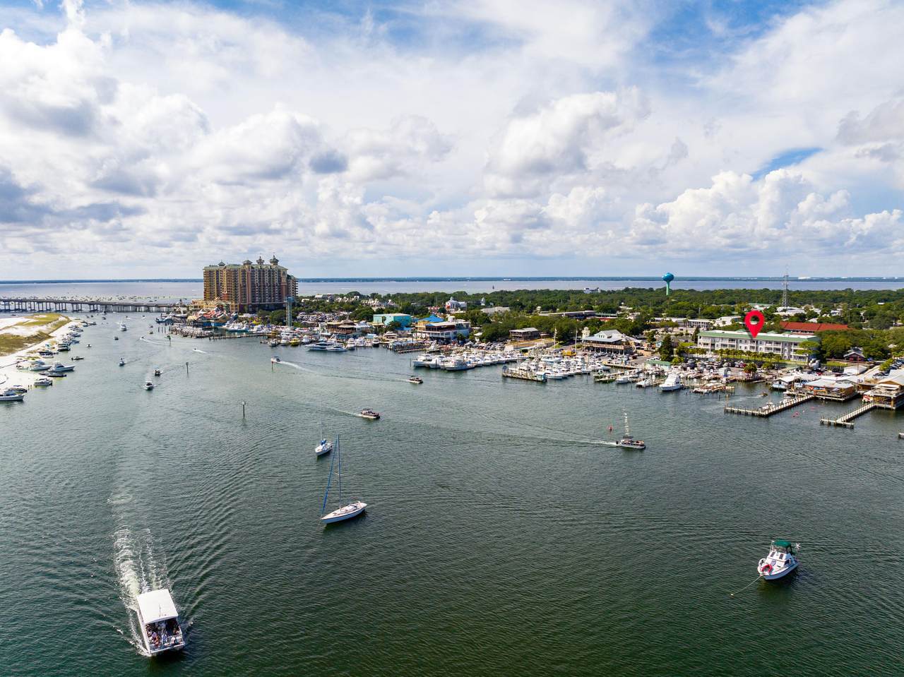 212 Harbor Boulevard - Photo 1