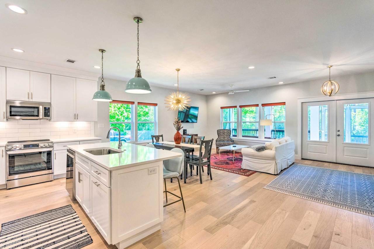 121 Summer Breeze Lane - Photo 1