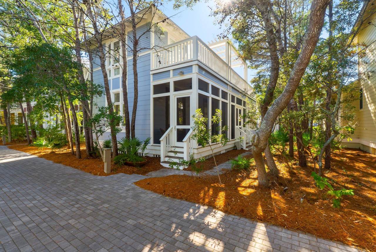 782 Western Lake Drive - Photo 1