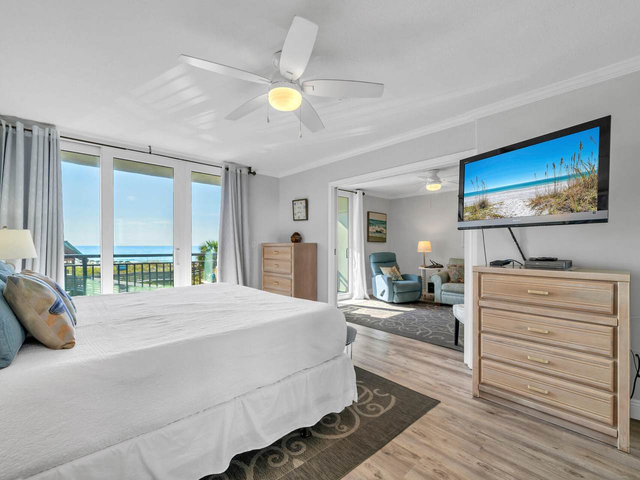 660 Nautilus Court - Photo 1