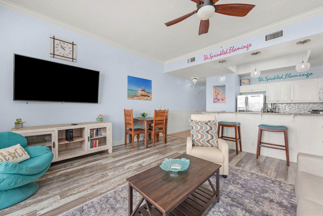 590 Santa Rosa Boulevard - Photo 1