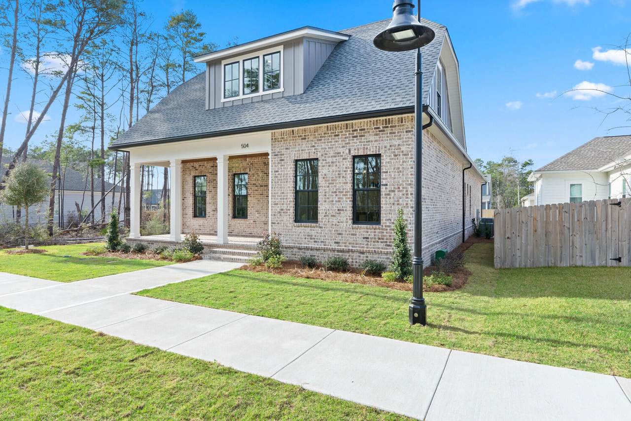 504 Lemongrass Lane - Photo 1