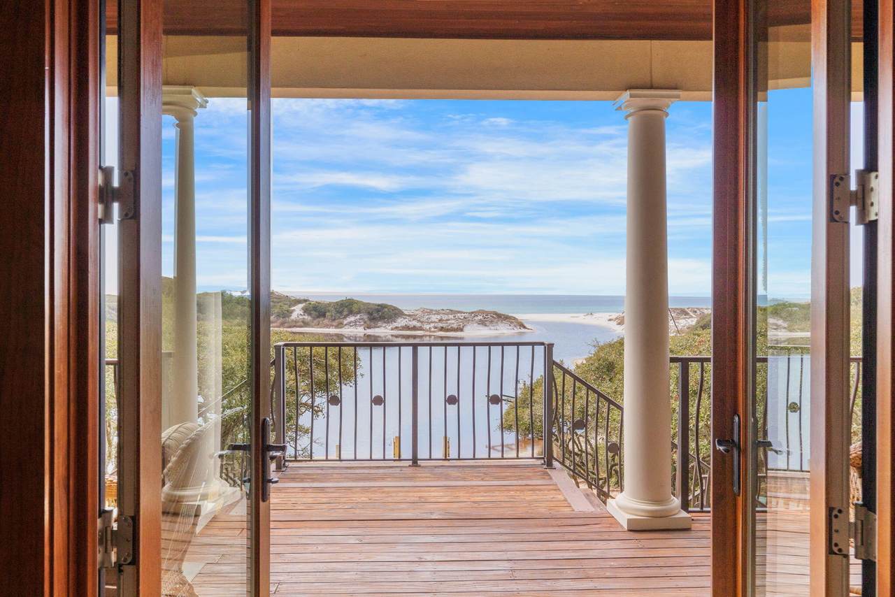 133 Sienna Court - Photo 1