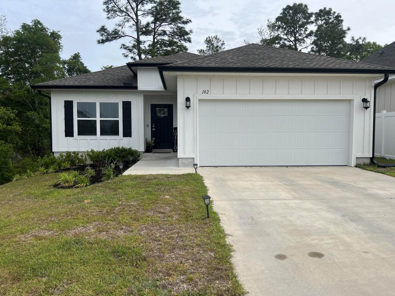 102 Blooming Cove - Photo 1