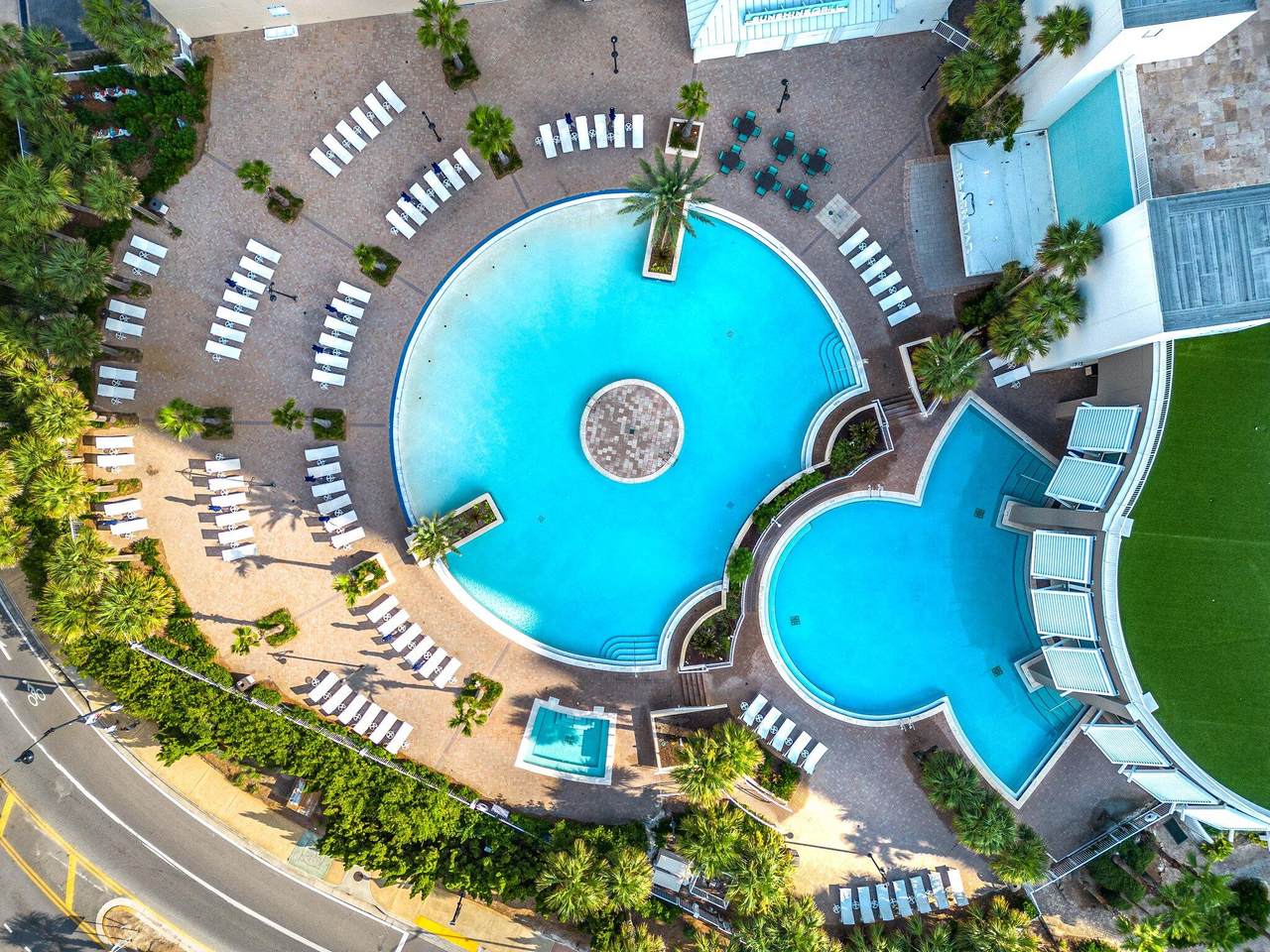 9860 Thomas Drive - Photo 1