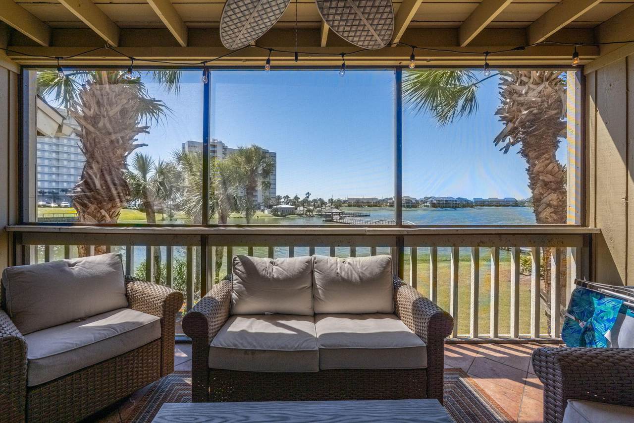 122 Stewart Lake Cove - Photo 1