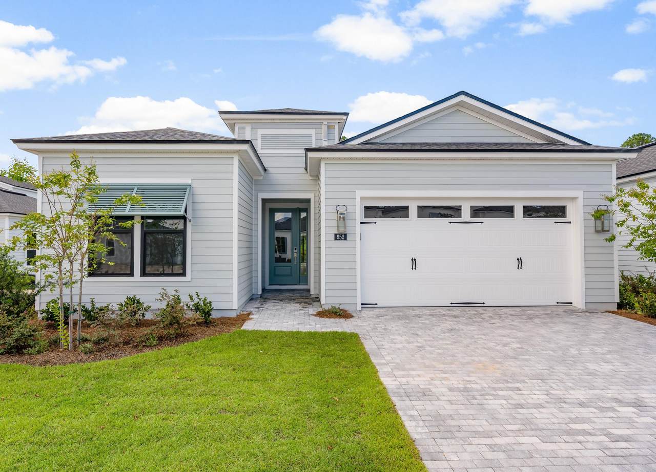 952 Camp Fire Circle - Photo 1