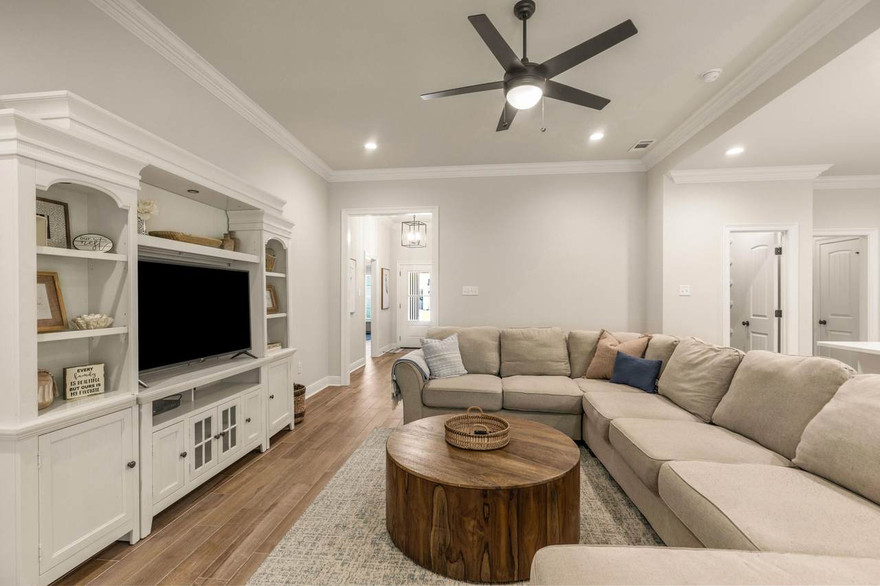 124 Apollo Avenue - Photo 1