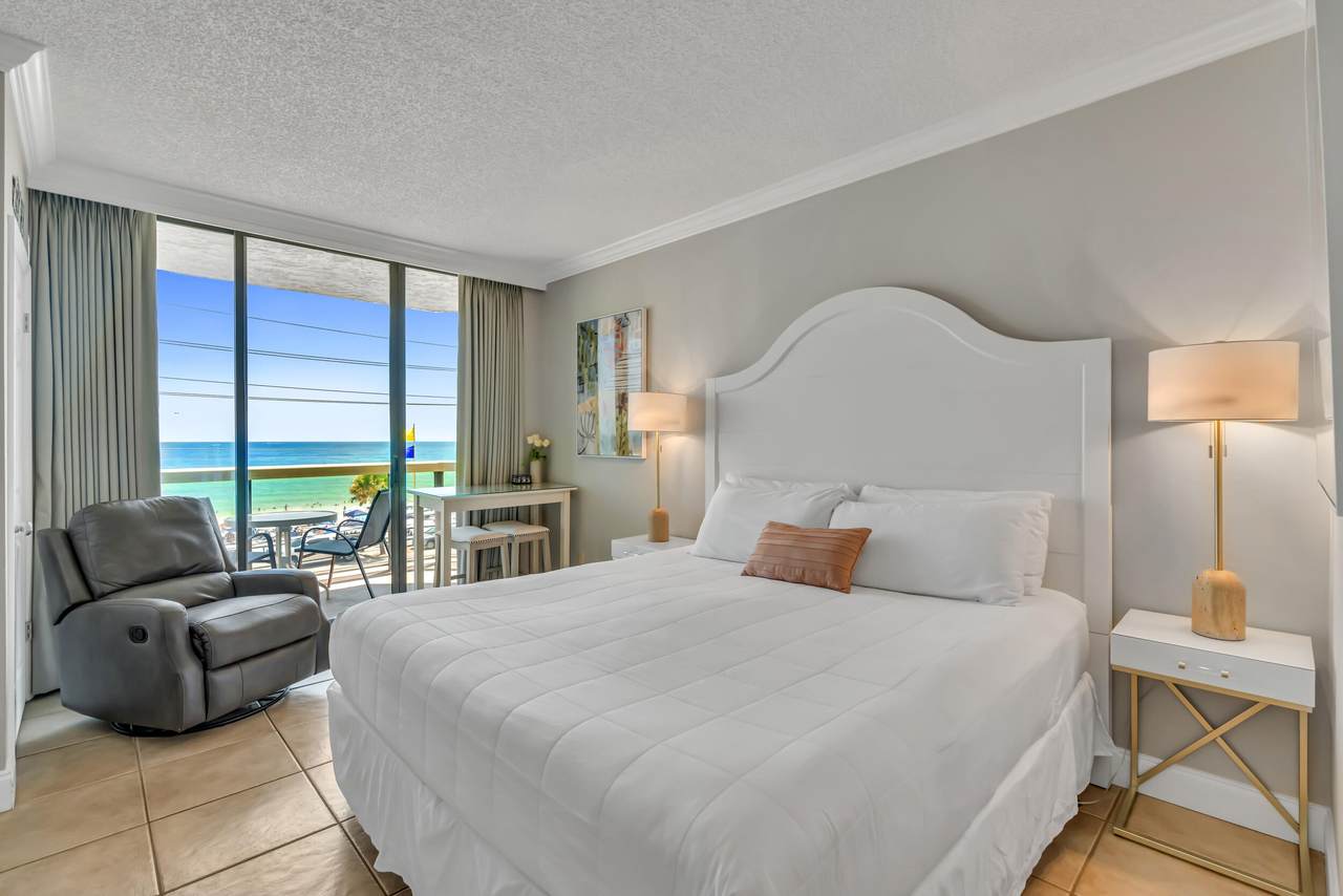 1096 Scenic Gulf Drive - Photo 1