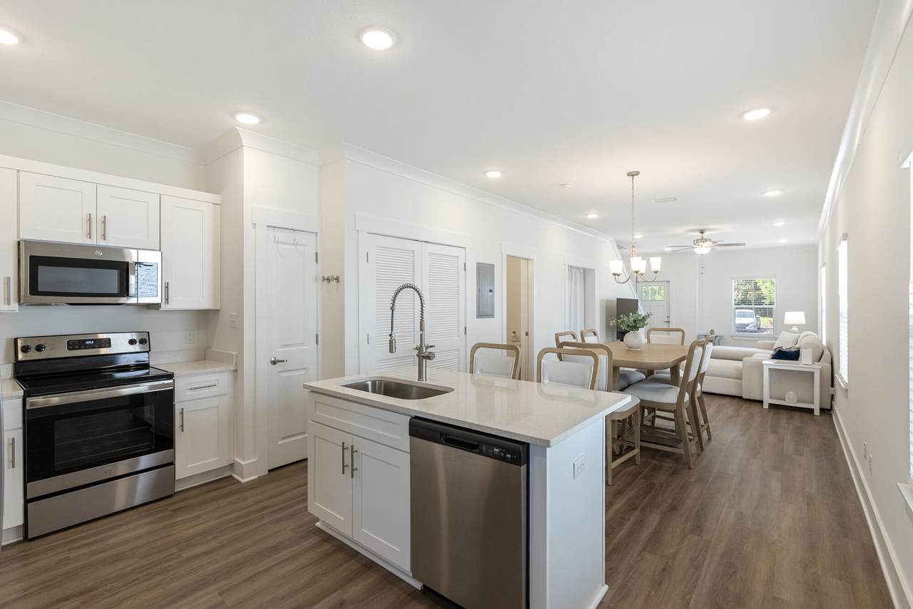 36 Date Palm Lane - Photo 1