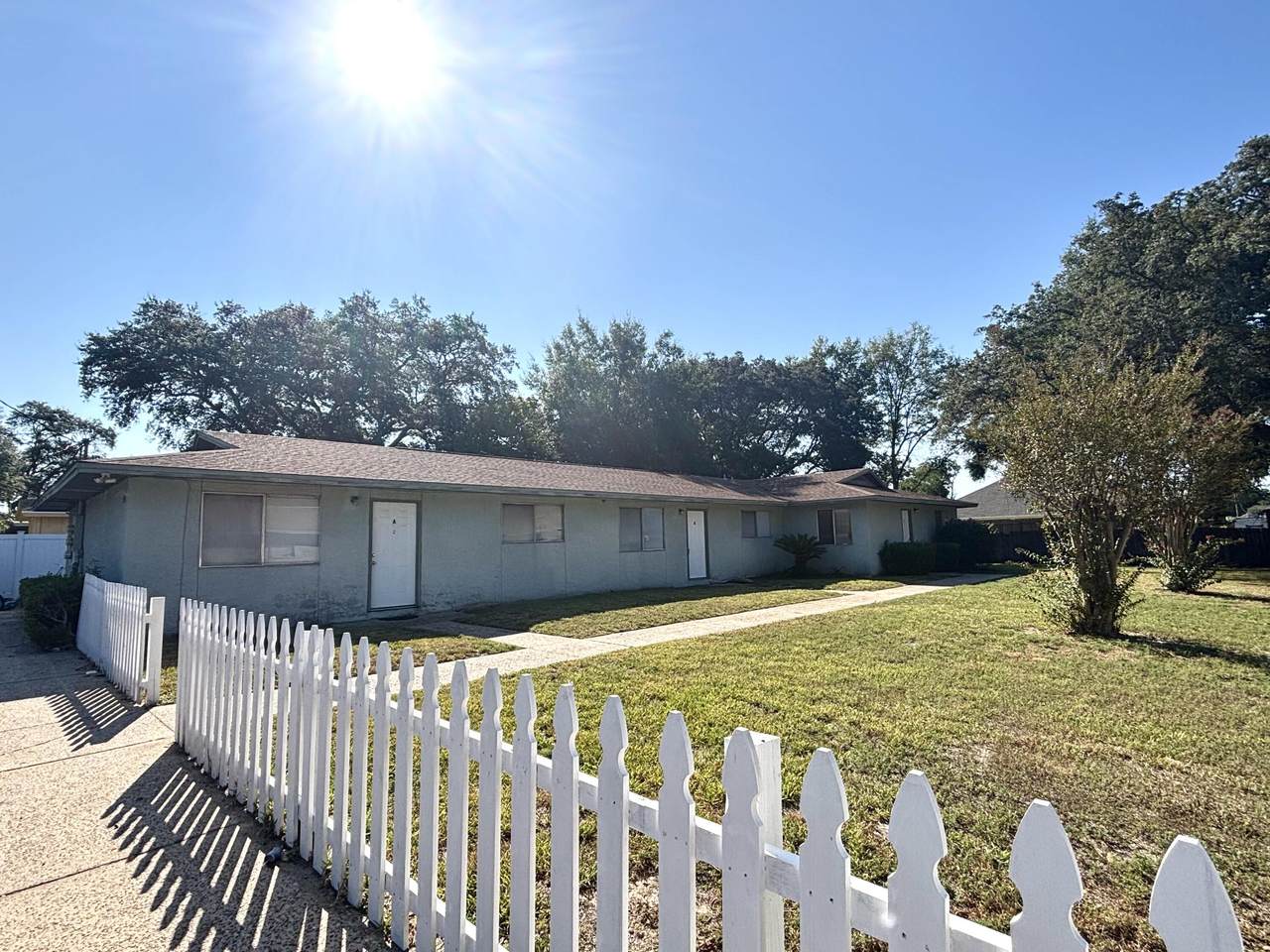 322 Pelham Road - Photo 1