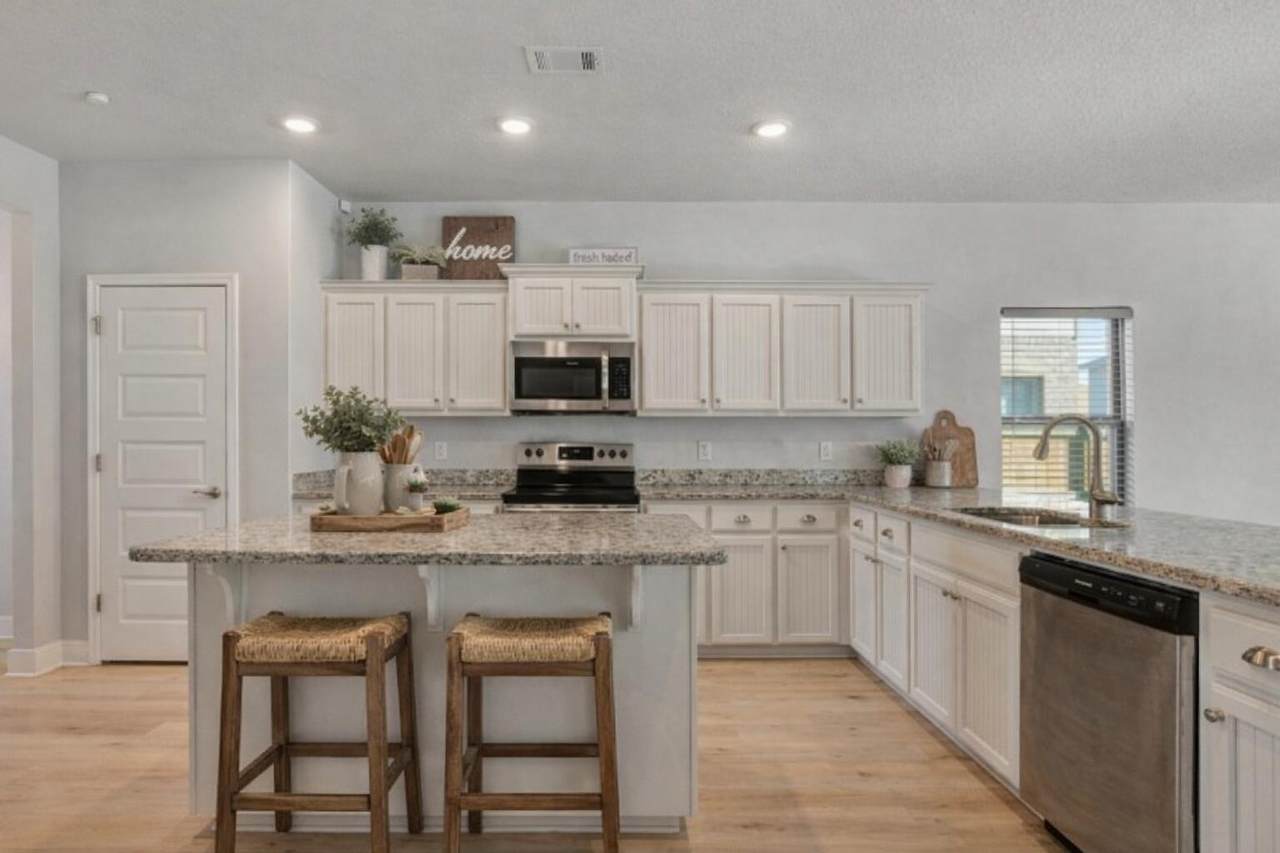 231 Baycliff Drive - Photo 1
