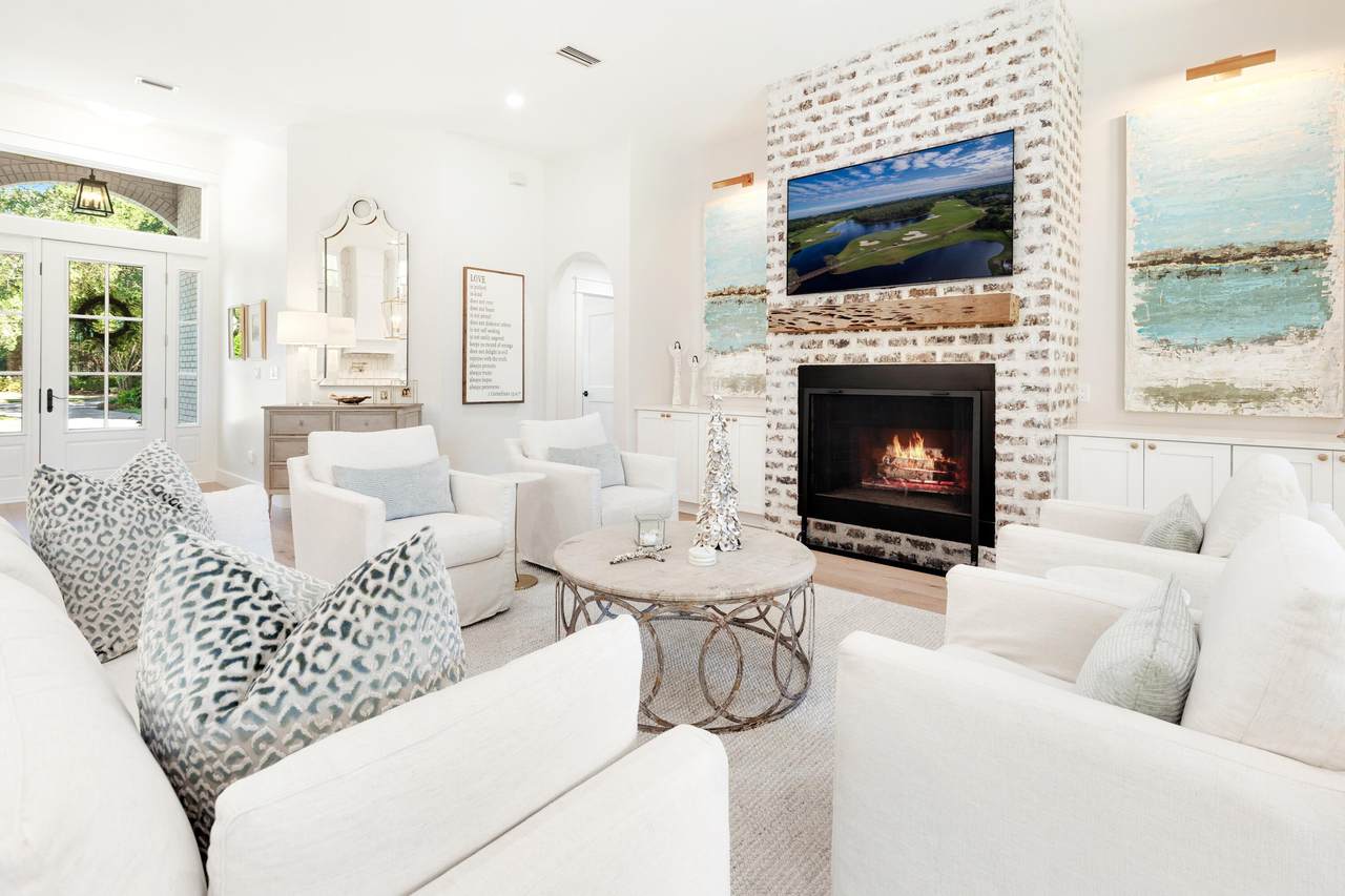 228 Mattie's Way - Photo 1