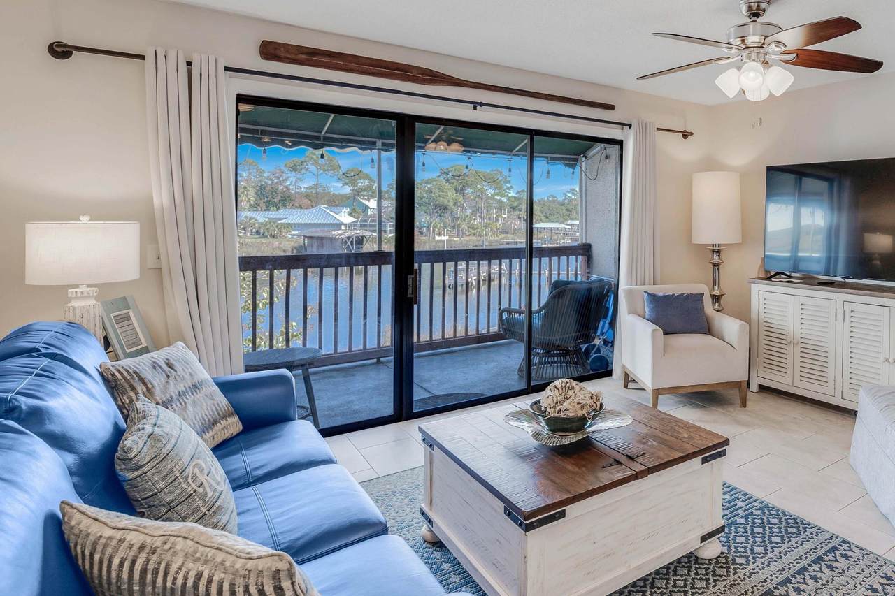 8730 Thomas Drive - Photo 1