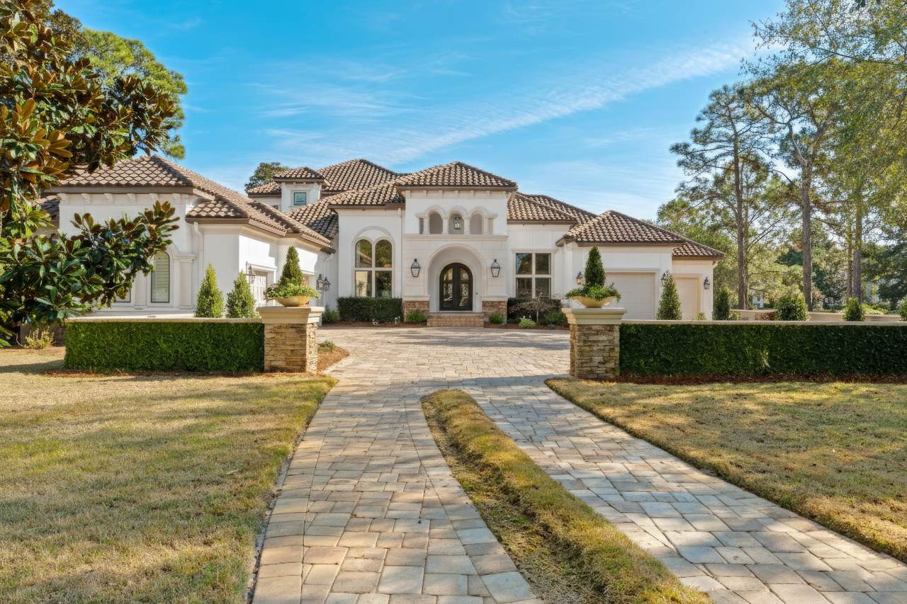 3167 Club Drive - Photo 1