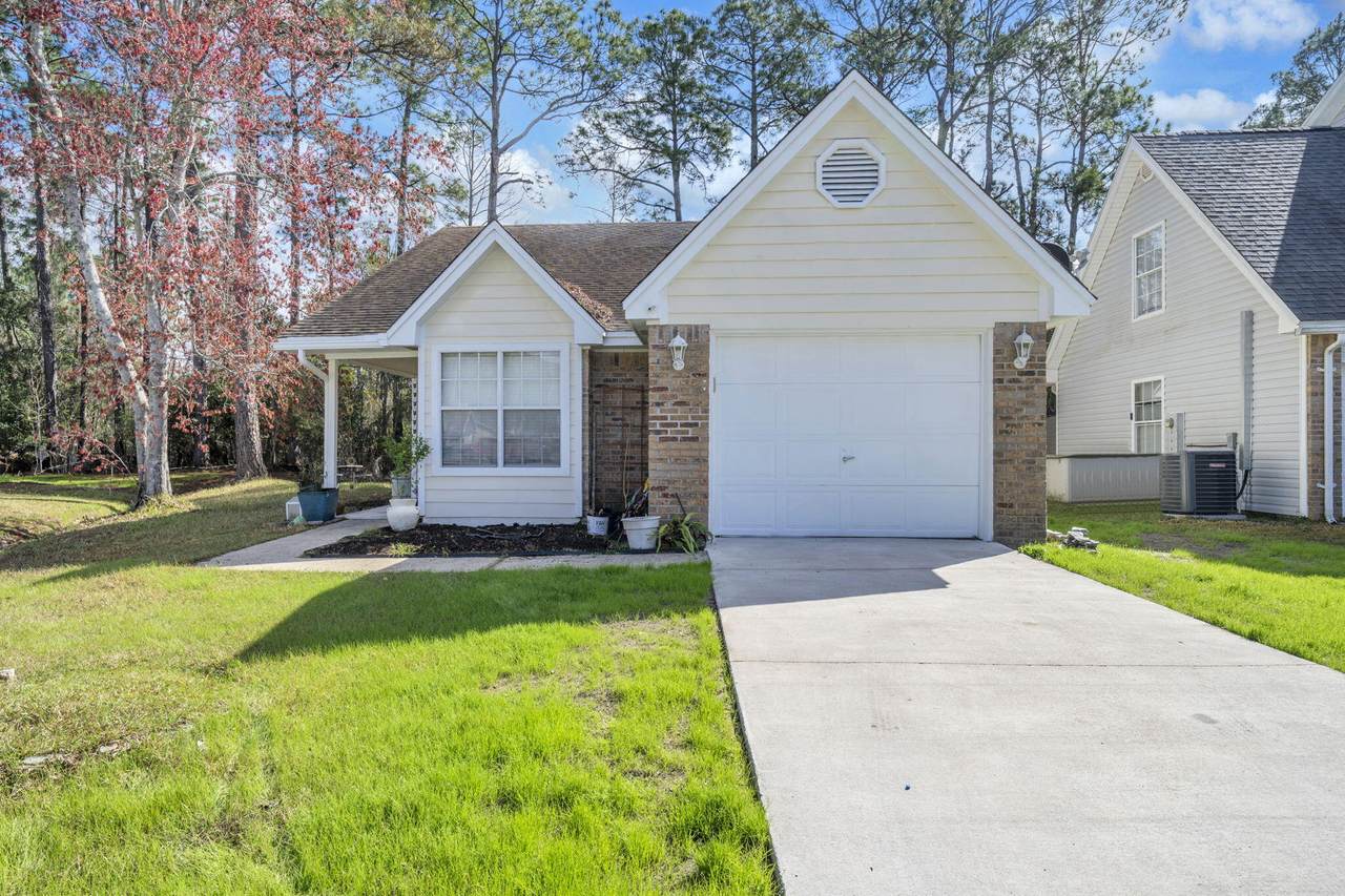 3040 Yorktown Circle - Photo 1