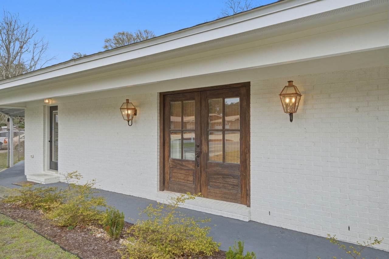 205 Baker Avenue - Photo 1