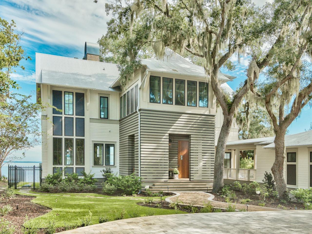 195 Mitchell Avenue - Photo 1