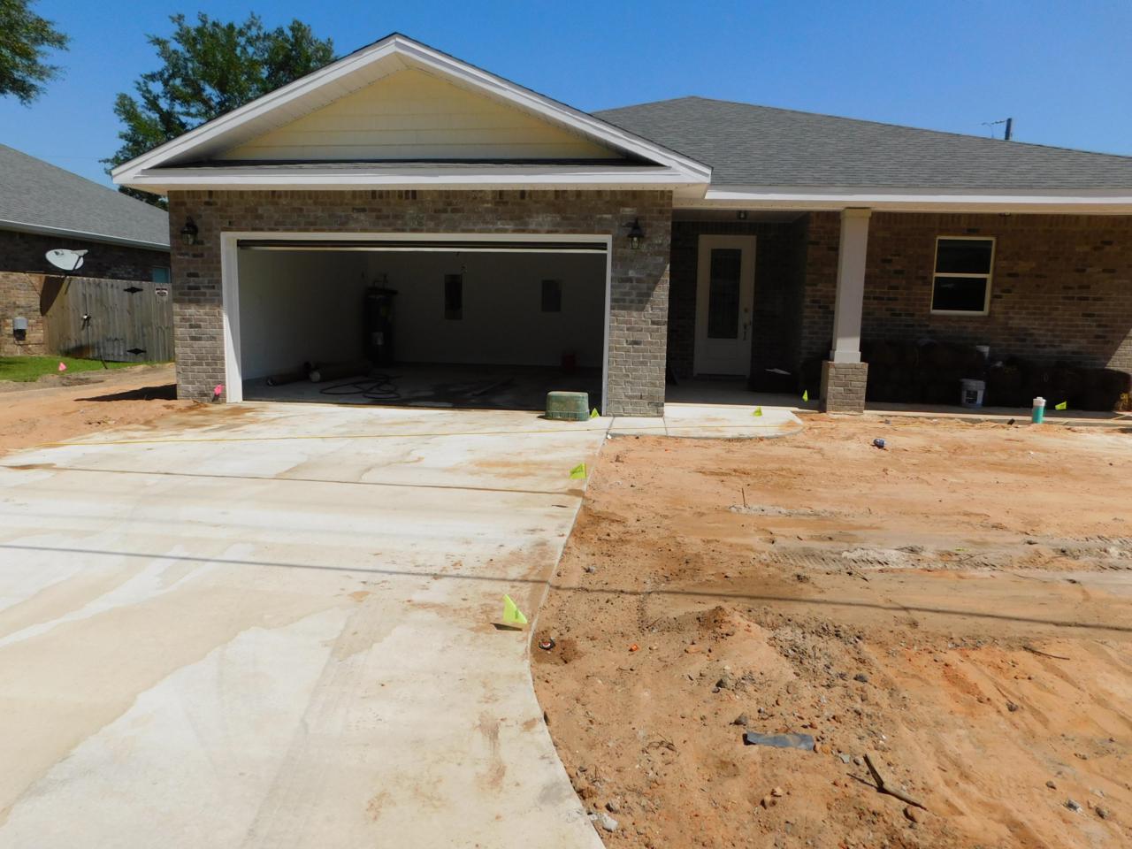 473 Sara Avenue - Photo 1