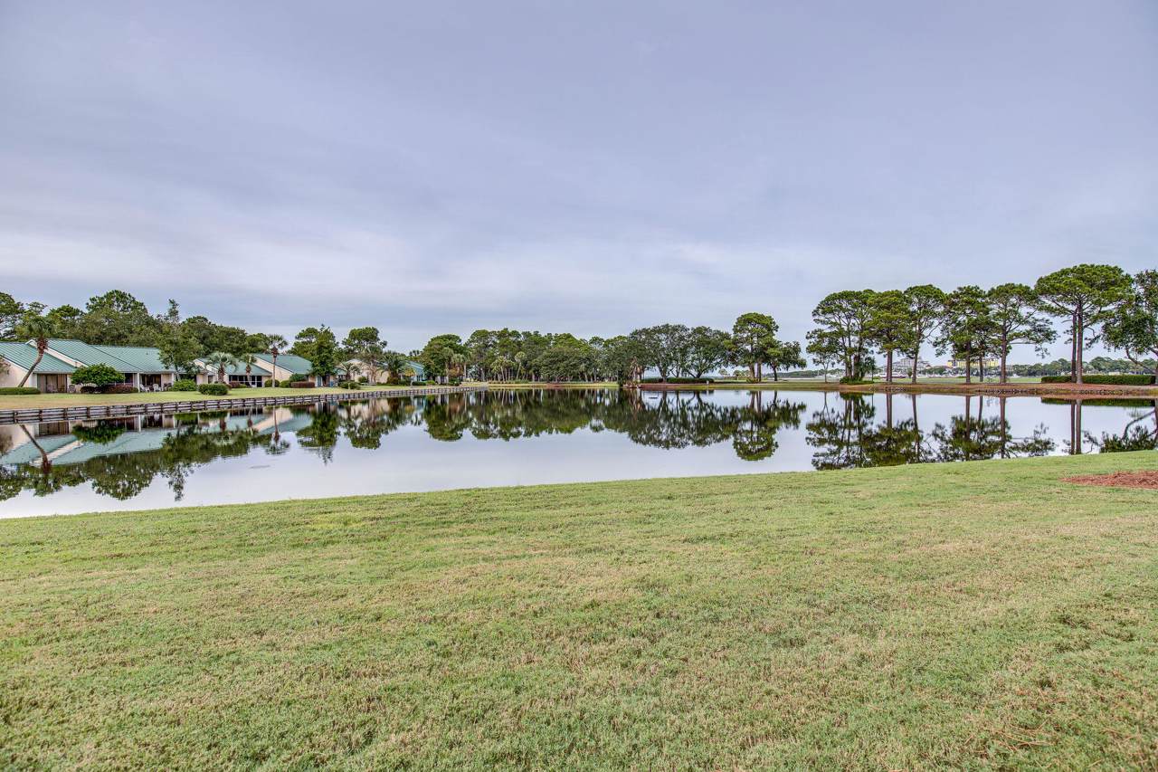 626 Bayou Drive - Photo 1