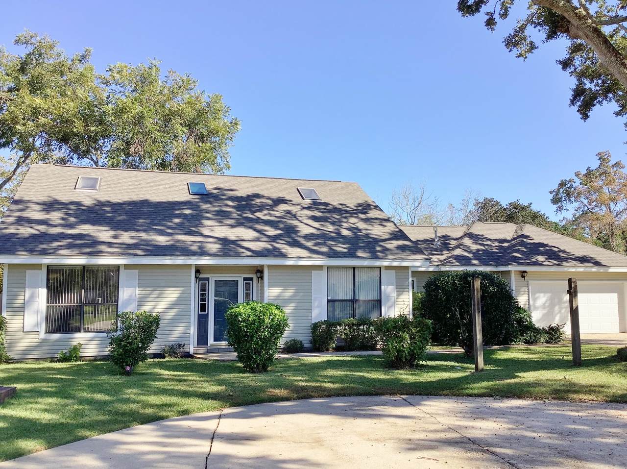 905 A Cloverdale Court - Photo 1