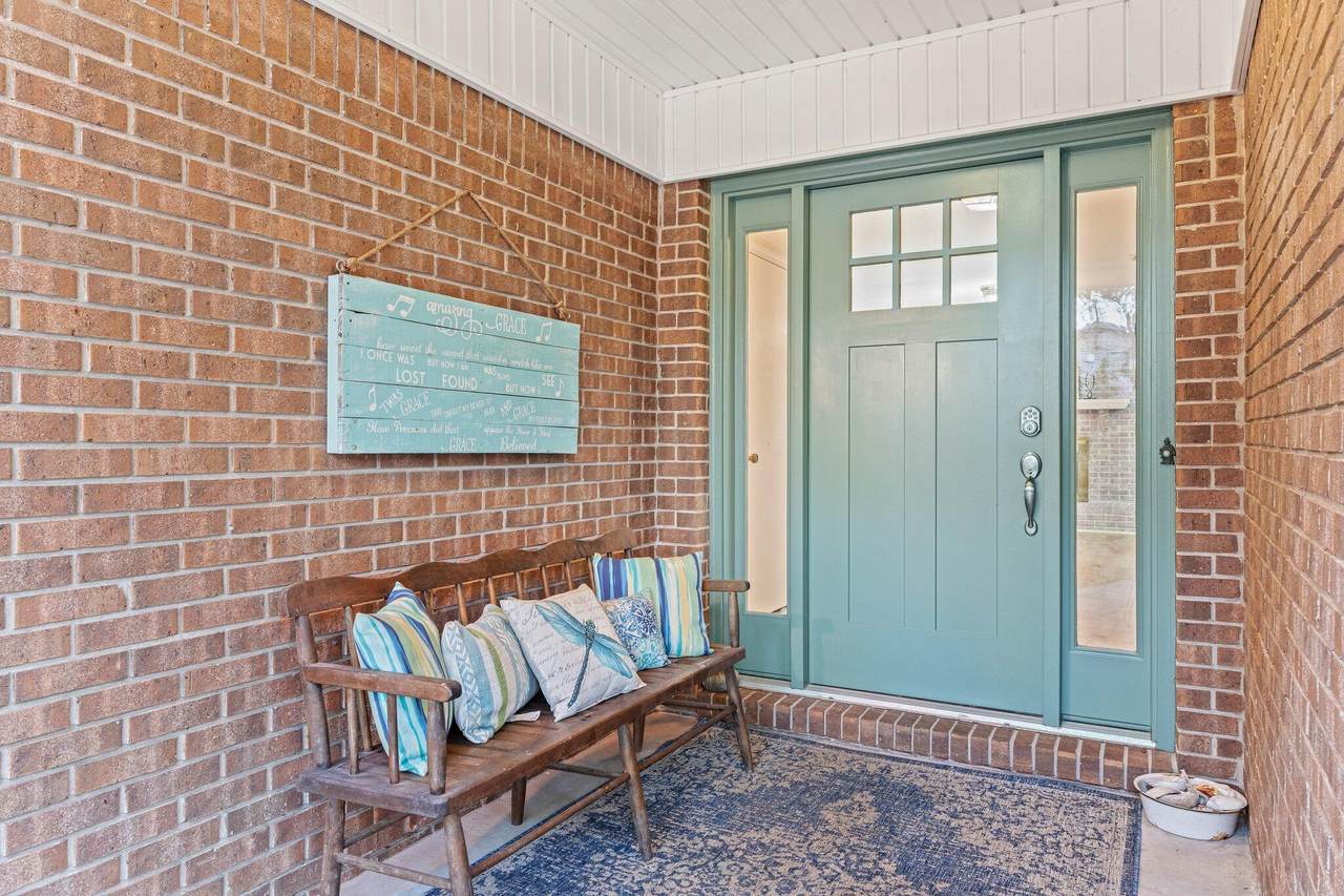526 Garden Oaks Cove - Photo 1