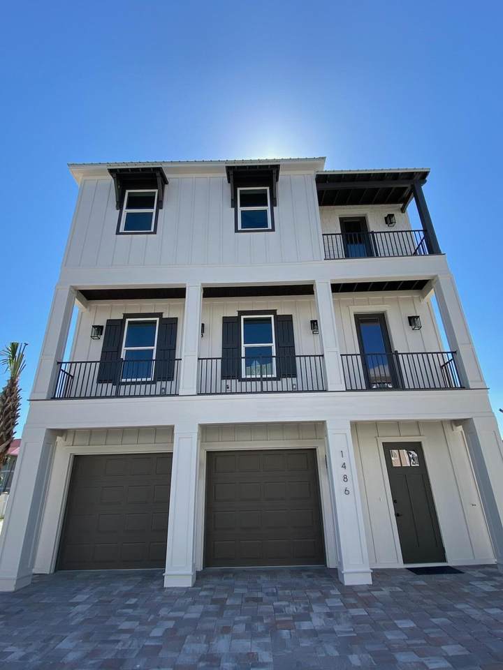 1486 Seaside Circle - Photo 1