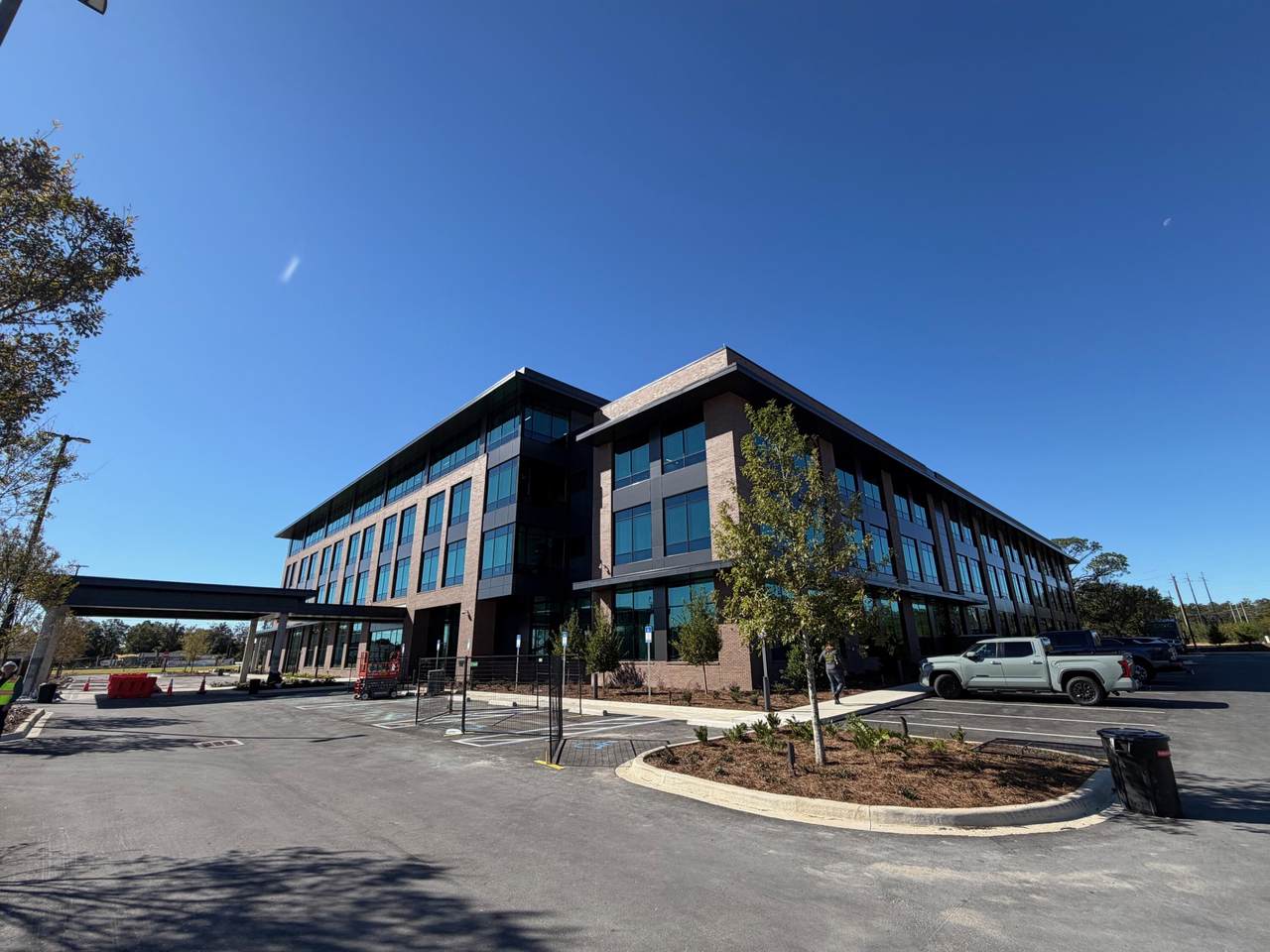 511 Government Avenue - Photo 1