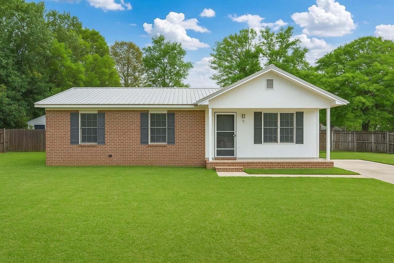 102 Alice Drive - Photo 1