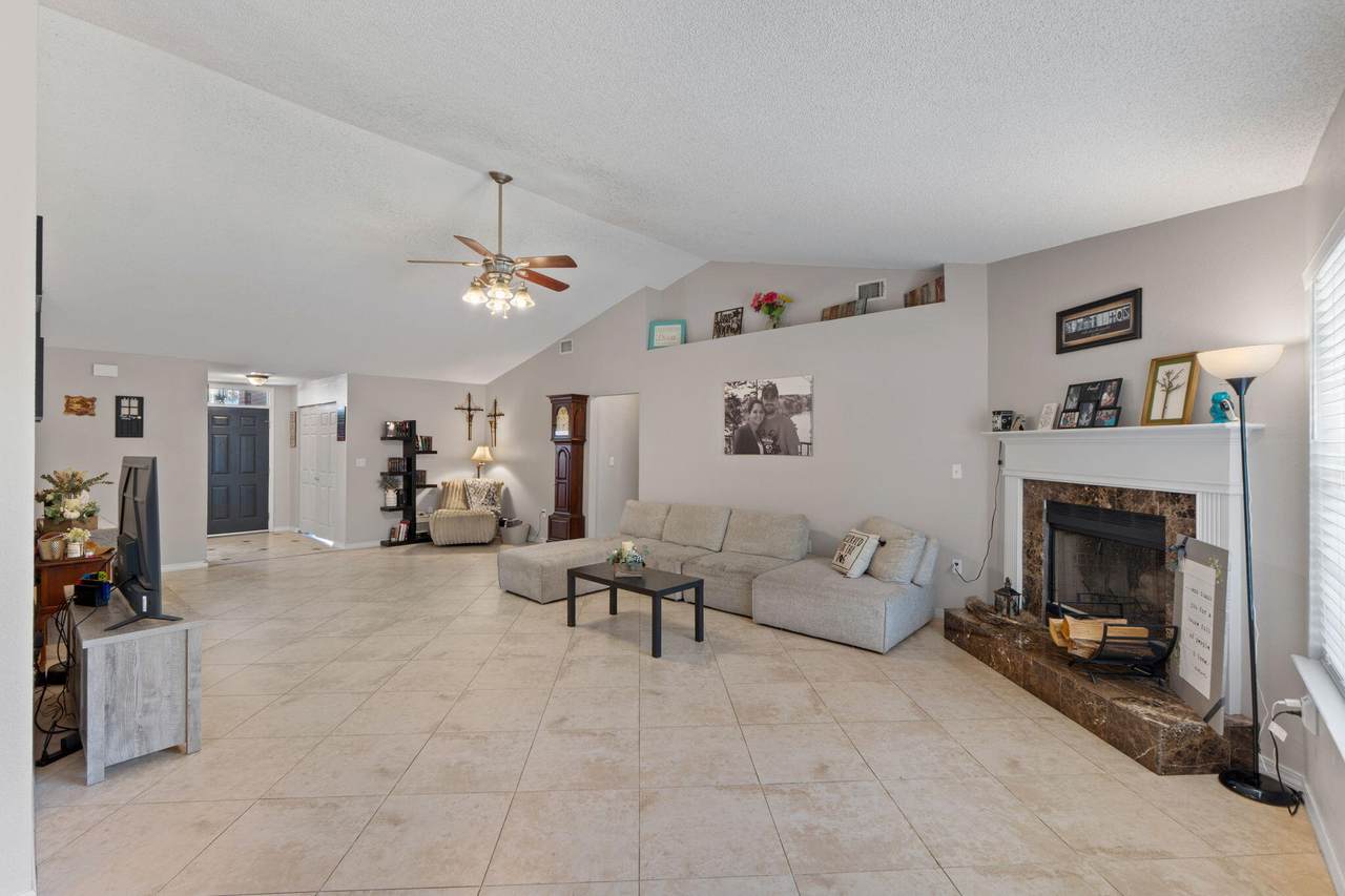 2108 Hagood Loop - Photo 1