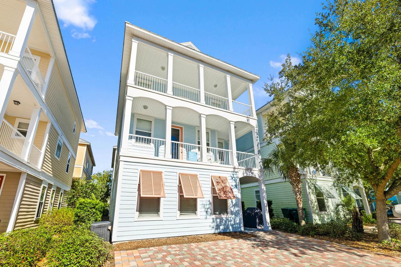 4553 Grand Key Loop - Photo 1