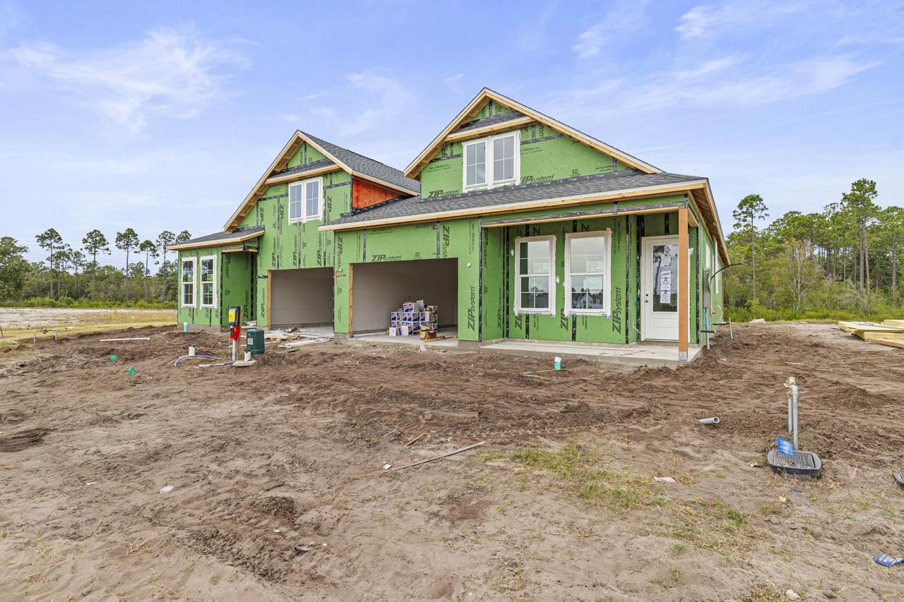 445 Suwannee Drive - Photo 1