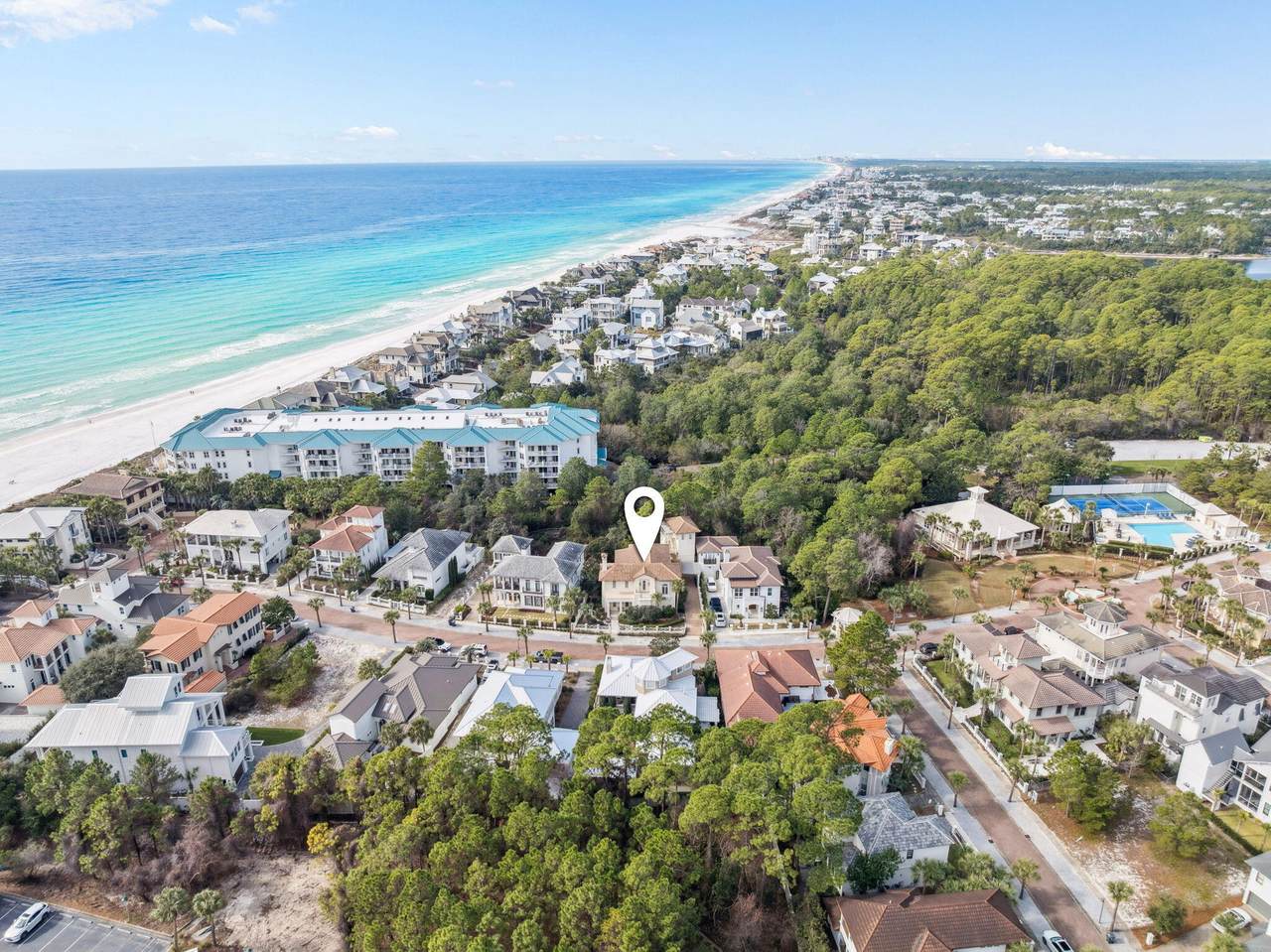 152 White Cliffs Boulevard - Photo 1