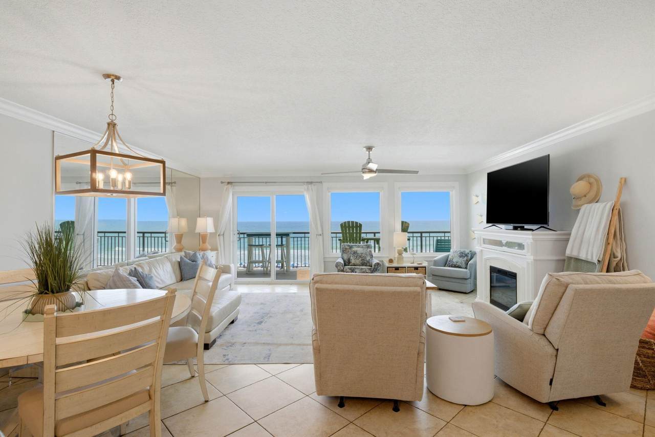 676 Santa Rosa Boulevard - Photo 1